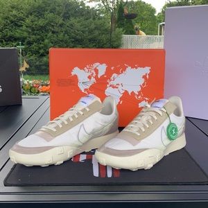 Nike (W) WAFFLE RACER LX SERIES QS WOMANS (12)